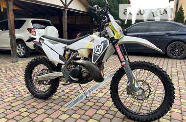 Мотоцикл Внедорожный (Enduro) Husqvarna TE 300 2022 в 