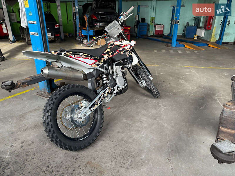 Мотоцикл Кросс Husqvarna TE 300 2012 в Броварах