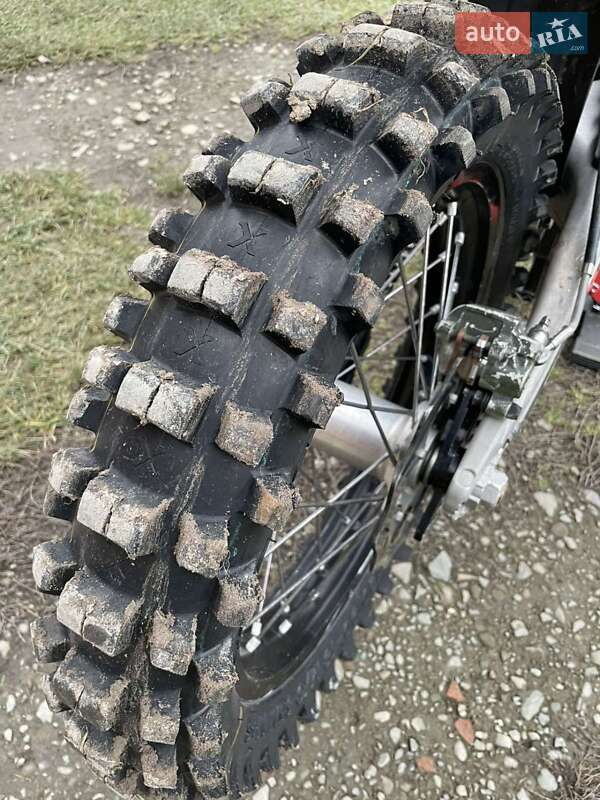 Мотоцикл Позашляховий (Enduro) Husqvarna TE 300 2024 в Коломиї фото 9 Мотоцикл Позашляховий (Enduro) Husqvarna TE 300 2024 в Коломиї