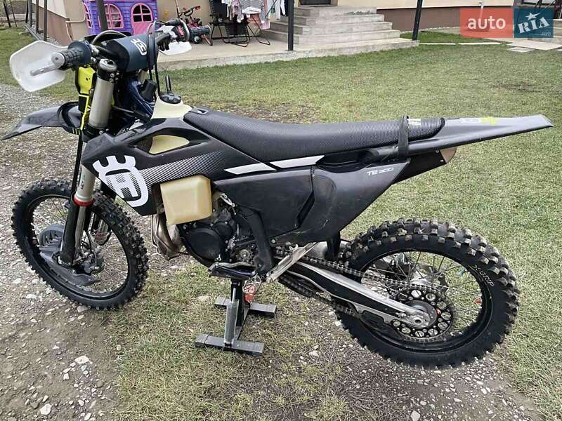 Мотоцикл Позашляховий (Enduro) Husqvarna TE 300 2024 в Коломиї фото 4 Мотоцикл Позашляховий (Enduro) Husqvarna TE 300 2024 в Коломиї