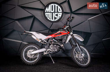 Мотоцикл Кросс Husqvarna WR 2012 в Киеве
