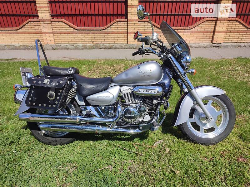 Hyosung Aquila 250