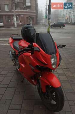 Спортбайк Hyosung GT 250R 2008 в Каменском