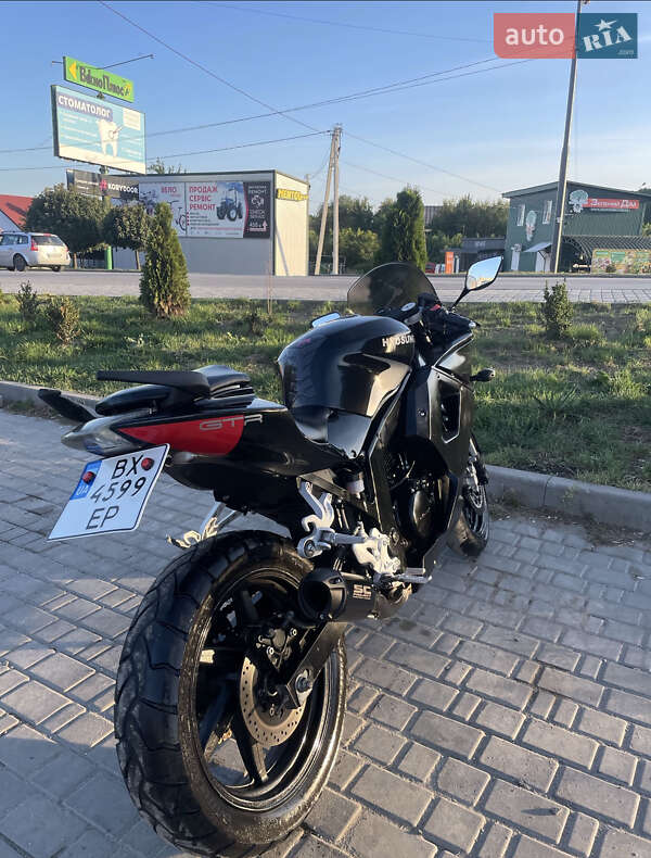 Спортбайк Hyosung GT 250R 2013 в Каменец-Подольском фото 2 Спортбайк Hyosung GT 250R 2013 в Каменец-Подольском