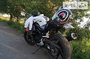 Спортбайк Hyosung GT 650R 2013 в Голованевске