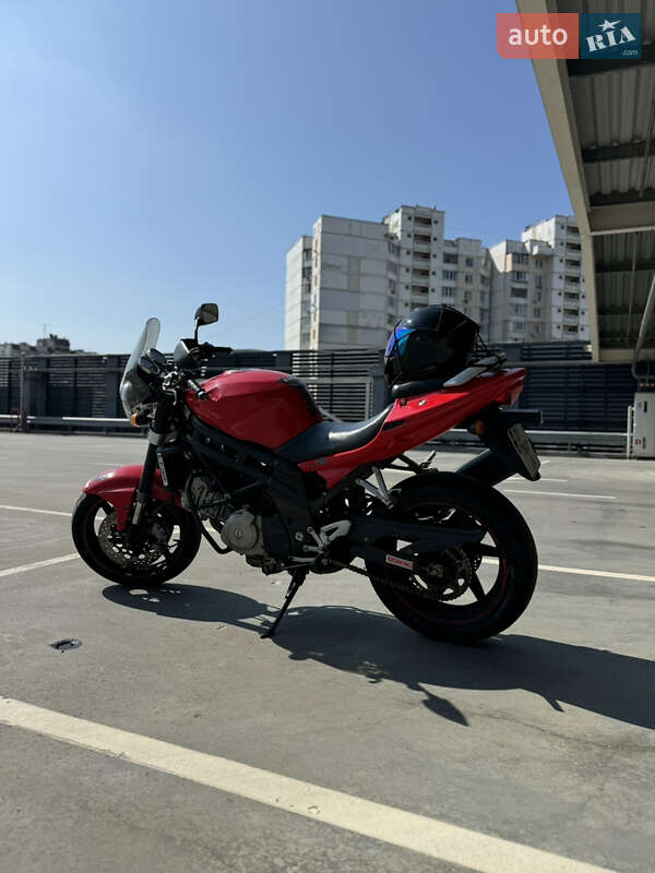 Мотоцикл Без обтекателей (Naked bike) Hyosung GT 650R 2008 в Переяславе