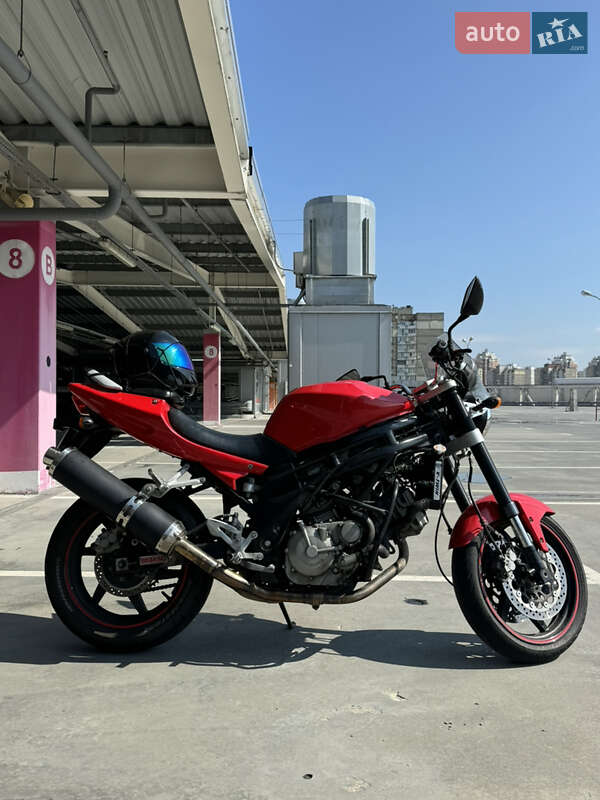 Мотоцикл Без обтекателей (Naked bike) Hyosung GT 650R 2008 в Переяславе