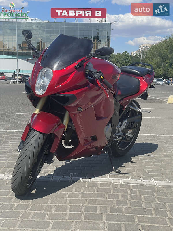 Спортбайк Hyosung GT 650R 2006 в Одессе фото 2 Спортбайк Hyosung GT 650R 2006 в Одессе