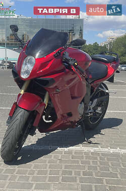 Спортбайк Hyosung GT 650R 2006 в 