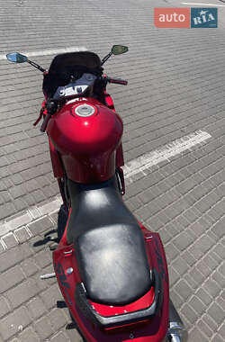 Спортбайк Hyosung GT 650R 2006 в 