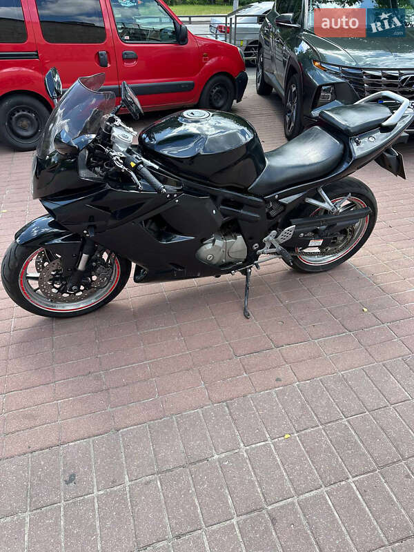 Спортбайк Hyosung GT 650R 2007 в Киеве фото 5 Спортбайк Hyosung GT 650R 2007 в Киеве