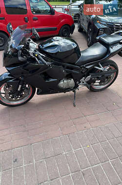 Спортбайк Hyosung GT 650R 2007 в 