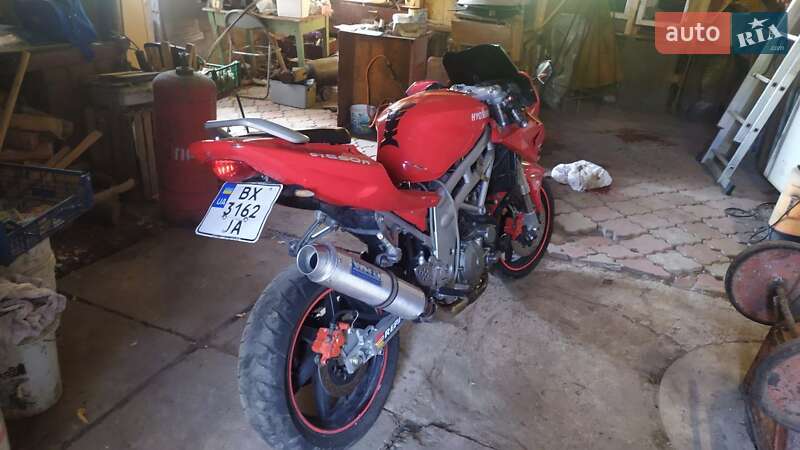 Мотоцикл Спорт-туризм Hyosung GT 650R 2007 в Білій