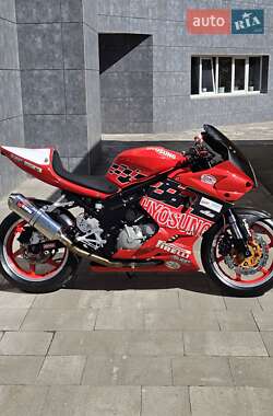 Спортбайк Hyosung GT 650R 2010 в 