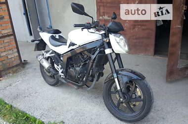 Мотоцикл Без обтекателей (Naked bike) Hyosung GT 2012 в Хмельницком