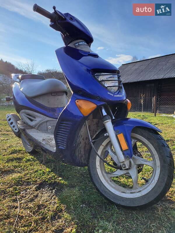 Скутер Hyosung SF 2010 в Рожнятові