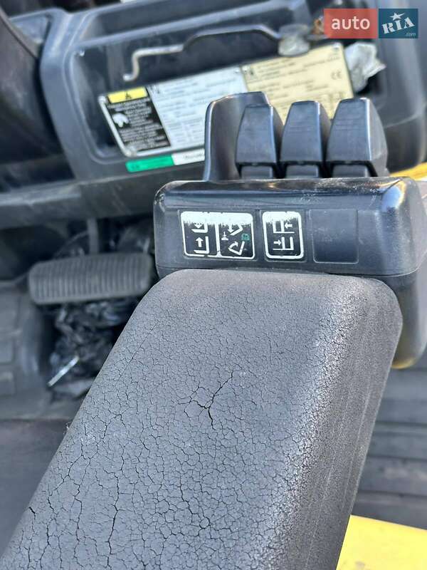 Вилочний навантажувач Hyster H 3.0XM 2008 в Житомирі