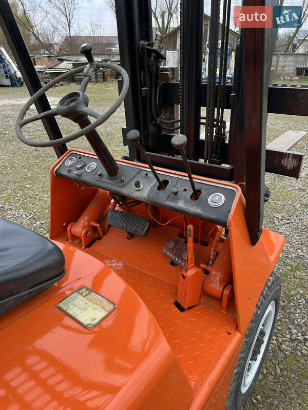 Вилочный погрузчик Hyster H 1990 в Черновцах