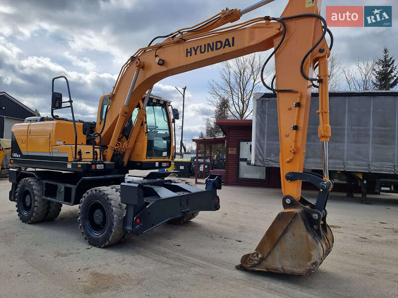 Колісний екскаватор Hyundai 140D 2013 в Одесі