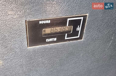 Гусеничный экскаватор Hyundai 160D 2015 в 