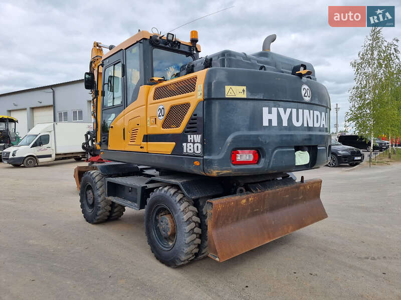 Hyundai 180D 2022