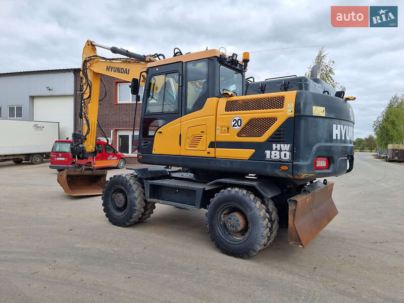Колісний екскаватор Hyundai 180D 2022 в Одесі