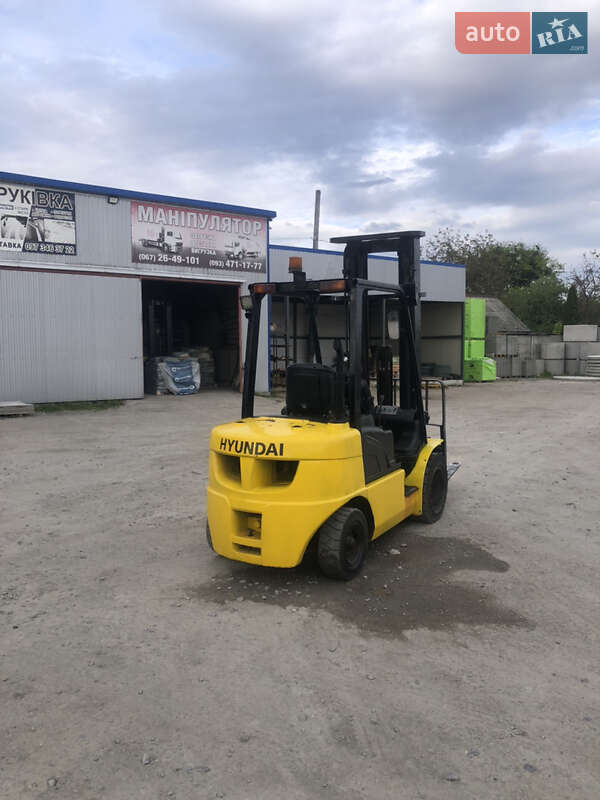 Hyundai 30DT 2016