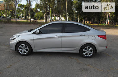 Седан Hyundai Accent 2011 в Запорожье