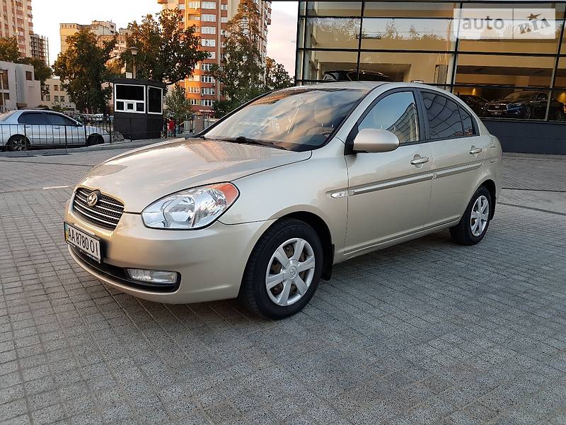 Седан Hyundai Accent 2008 в Киеве