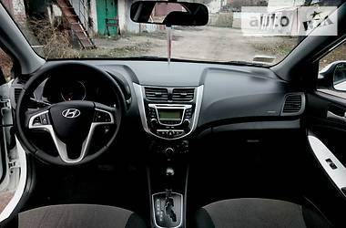 Седан Hyundai Accent 2012 в Чернигове