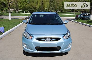 Седан Hyundai Accent 2012 в Тернополе