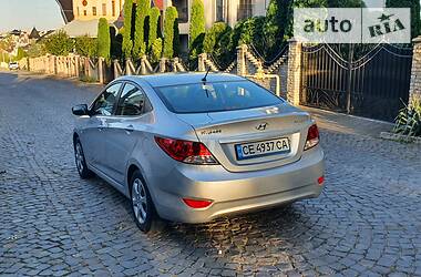 Седан Hyundai Accent 2012 в Черновцах