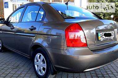 Седан Hyundai Accent 2008 в Днепре