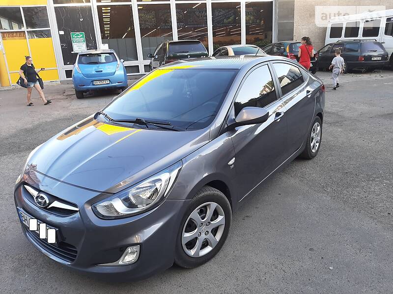 Седан Hyundai Accent 2011 в Одесі