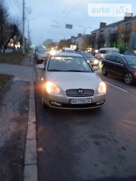 Седан Hyundai Accent 2007 в Виннице