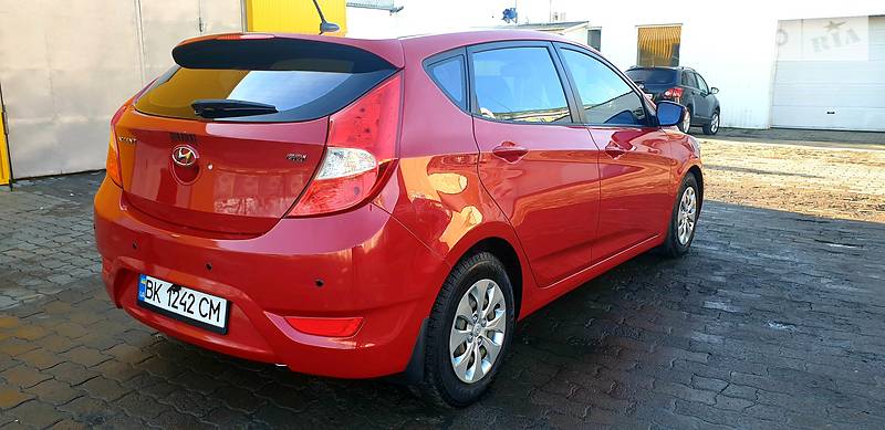 Хетчбек Hyundai Accent 2015 в Рівному фото 16 Хетчбек Hyundai Accent 2015 в Рівному