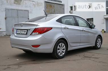 Седан Hyundai Accent 2017 в Киеве