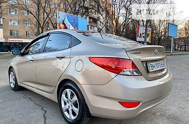 Седан Hyundai Accent 2011 в Одесі