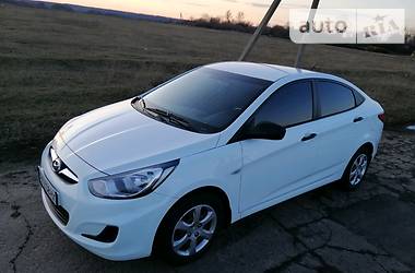 Седан Hyundai Accent 2013 в Харькове