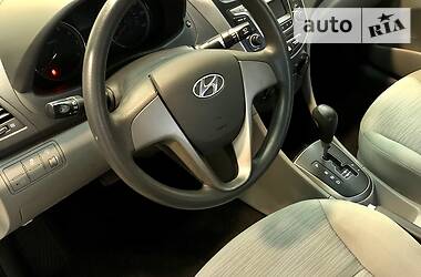 Седан Hyundai Accent 2014 в 