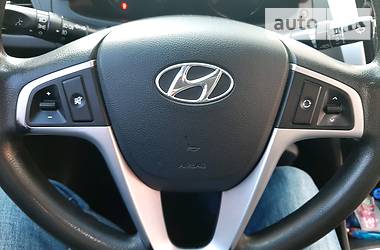 Седан Hyundai Accent 2011 в 