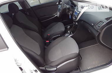 Седан Hyundai Accent 2013 в 