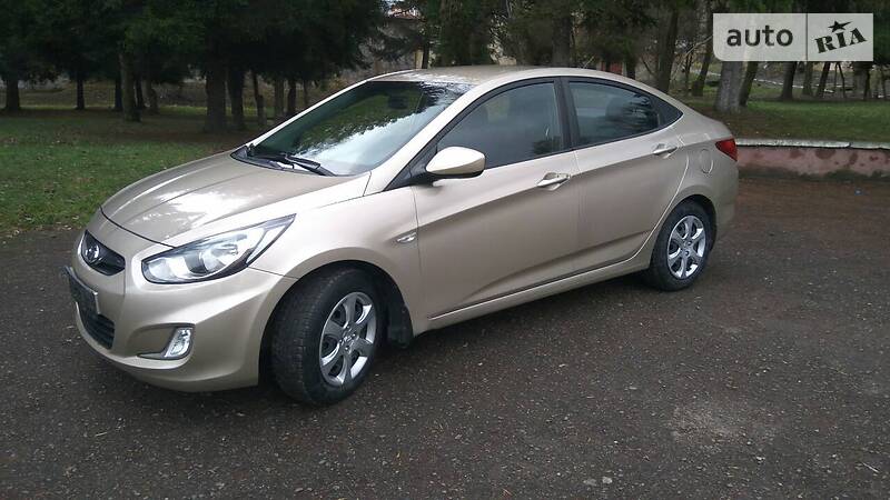 Седан Hyundai Accent 2011 в Львове