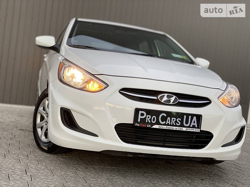 Хетчбек Hyundai Accent 2015 в 