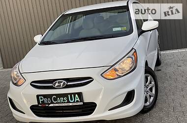 Хетчбек Hyundai Accent 2015 в 