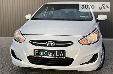 Хетчбек Hyundai Accent 2015 в 
