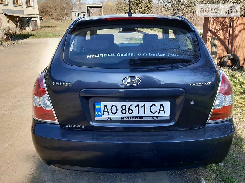 Хэтчбек Hyundai Accent 2006 в Ужгороде