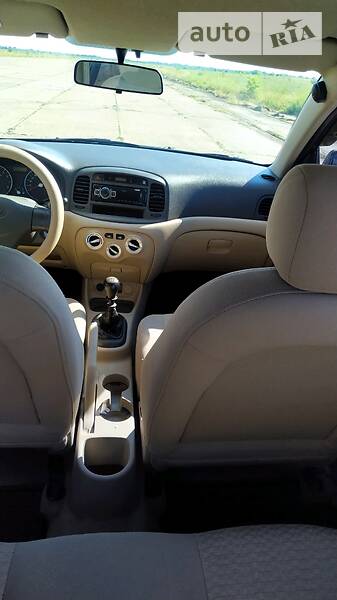 Седан Hyundai Accent 2008 в Конотопе