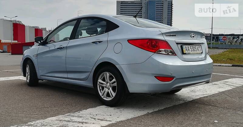 Седан Hyundai Accent 2011 в Києві