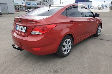 Седан Hyundai Accent 2012 в Полтаве